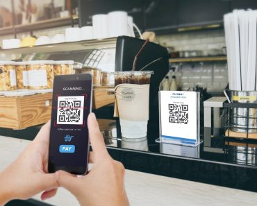 Enhancing Your Cafe or Restaurant Experience: A Comprehensive Guide to Crafting Engaging Menus with QR Code Technology